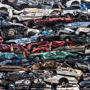 Reciclaje de Plásticos y Metales, en la Industria Automotriz
